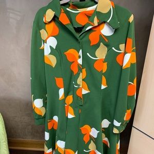 Vintage floral dramatic collar dress